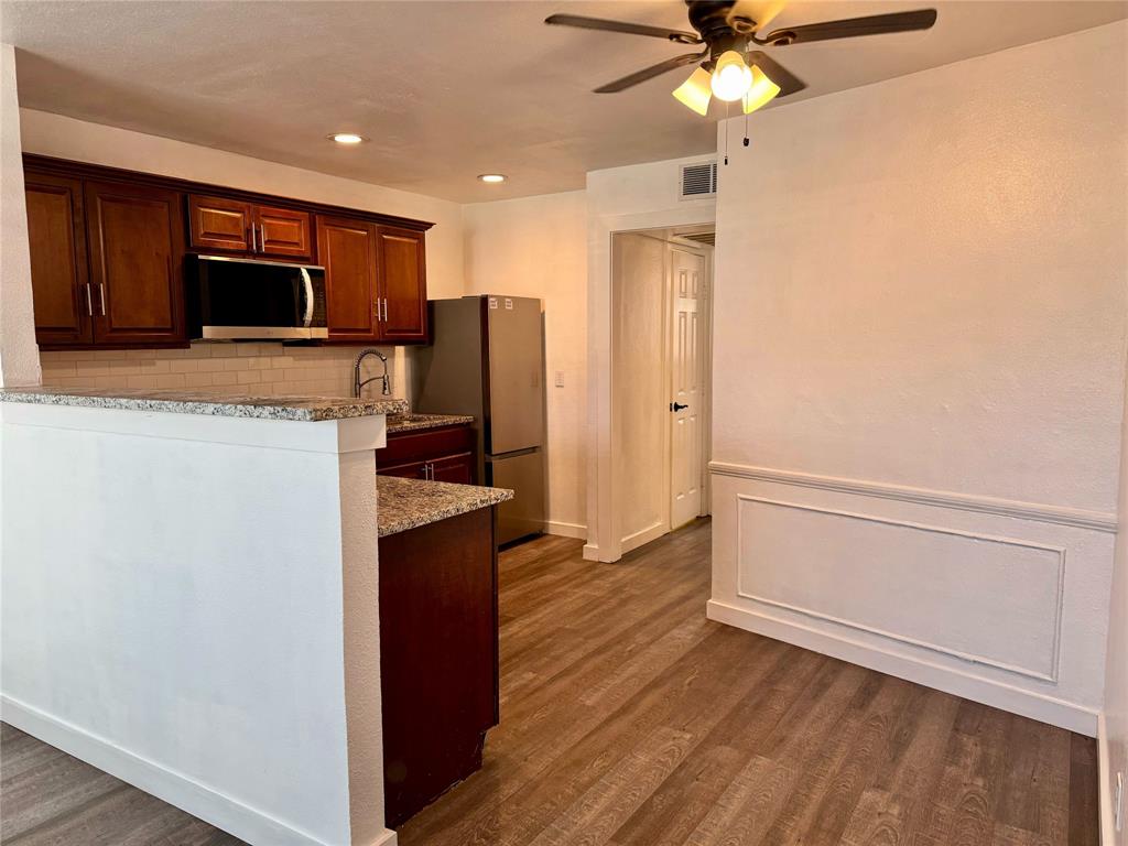 5001 Bowser Avenue Property Photo 4