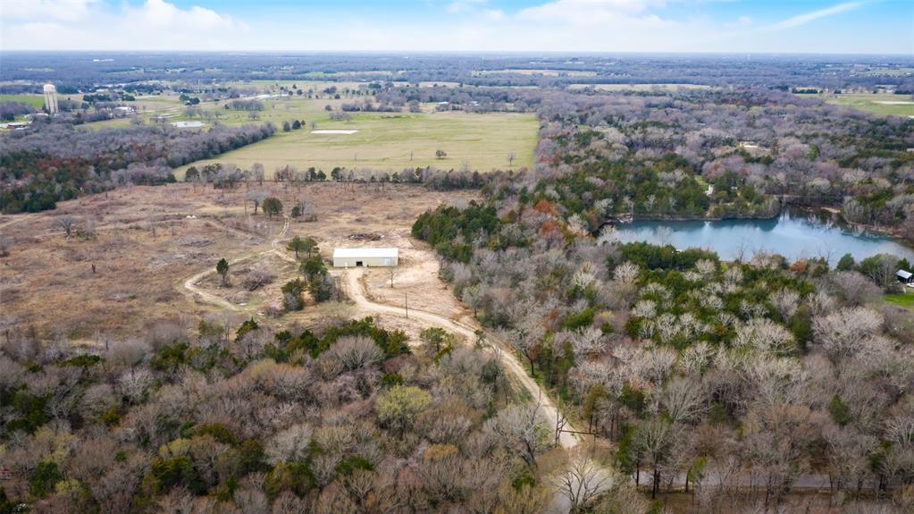 6652 County Rd 125 Property Photo 2