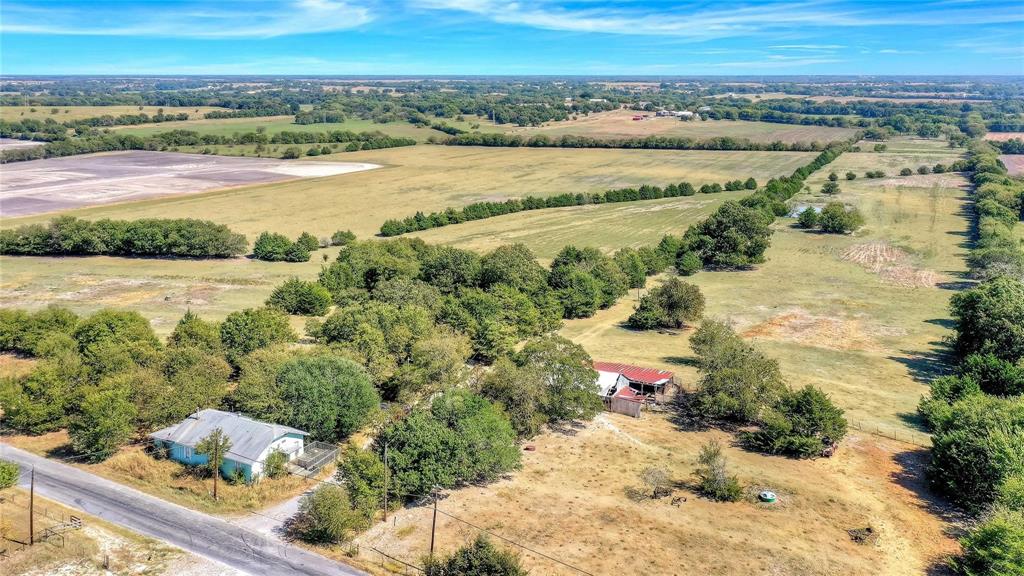 520 Cates Road Property Photo 2