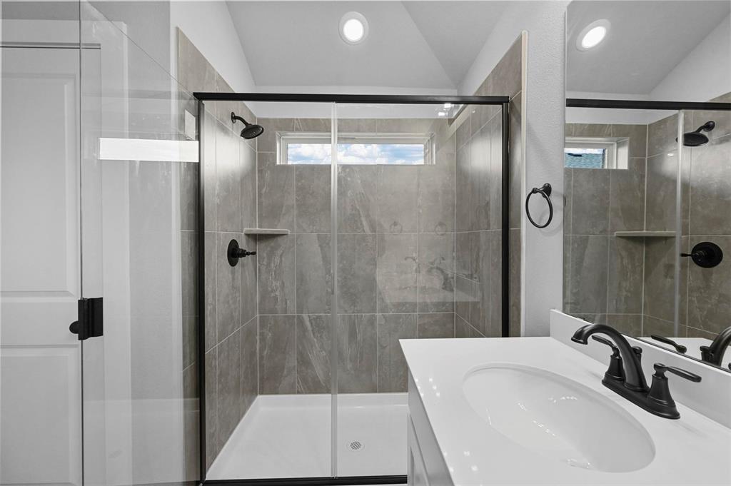 417 Rose Avenue Property Photo 15