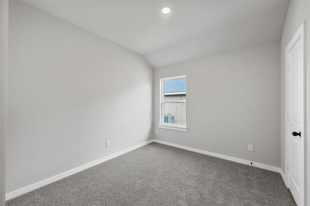 417 Rose Avenue Property Photo 19