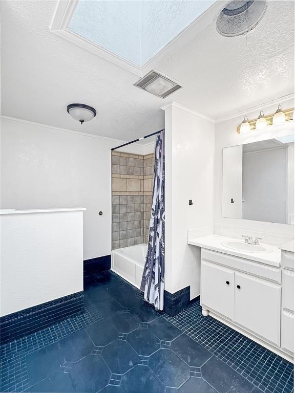 782 N 4830 Road Property Photo 18
