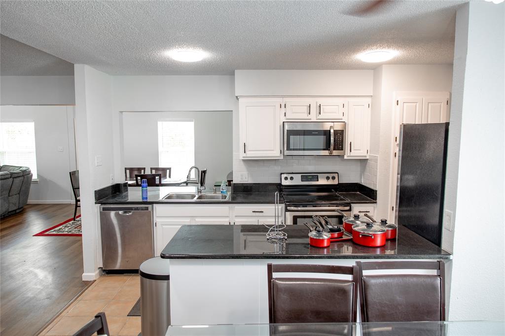 3604 Fort Hunt Drive Property Photo 2
