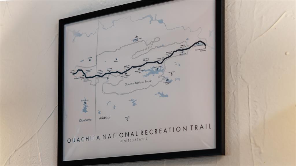 313 Post Oak Road Property Photo 13