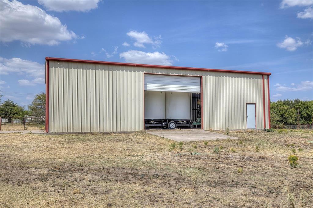 4183 County Rd 2596 Property Photo 22