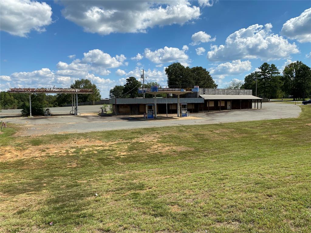 2099 Highway 532 Property Photo 2