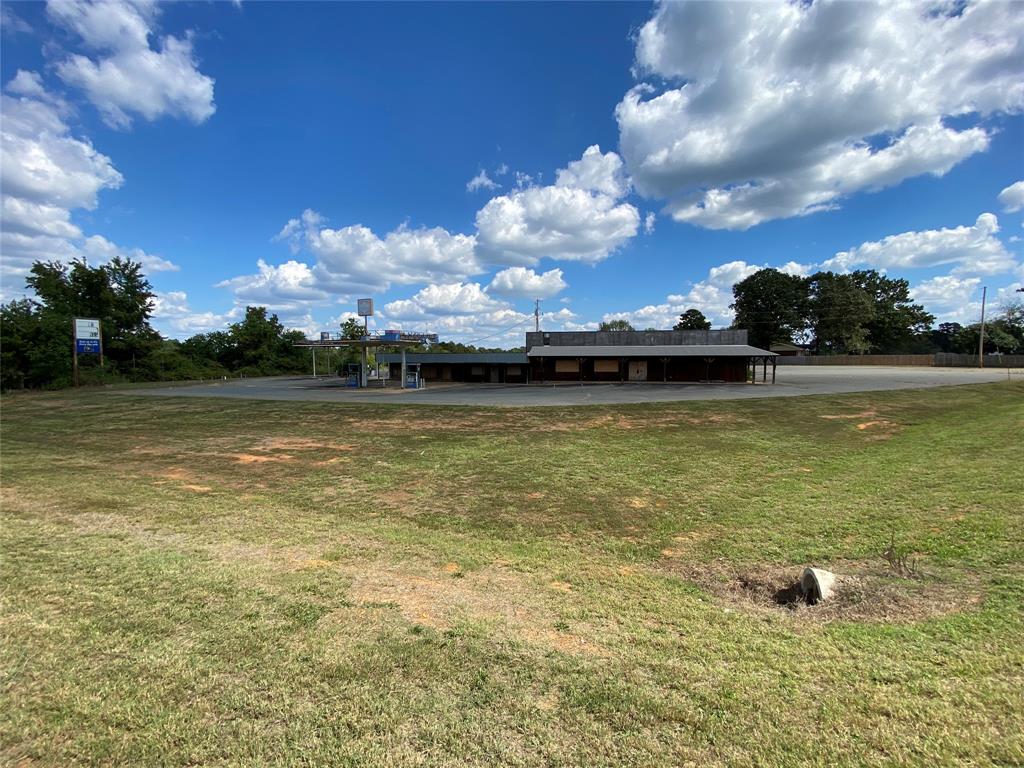 2099 Highway 532 Property Photo 3