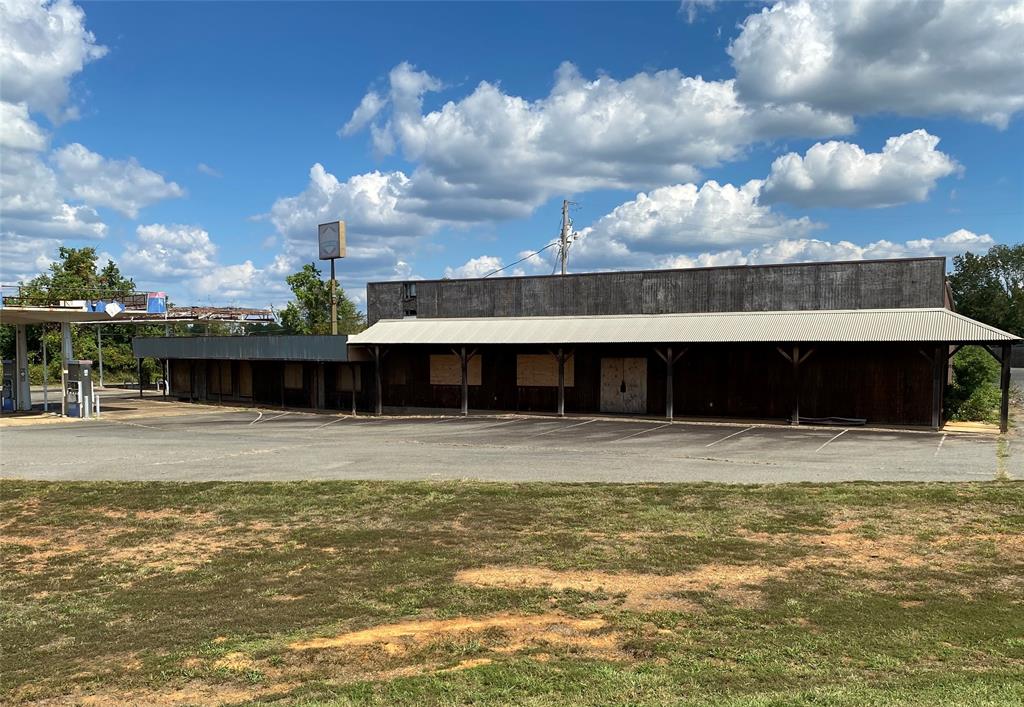2099 Highway 532 Property Photo 9