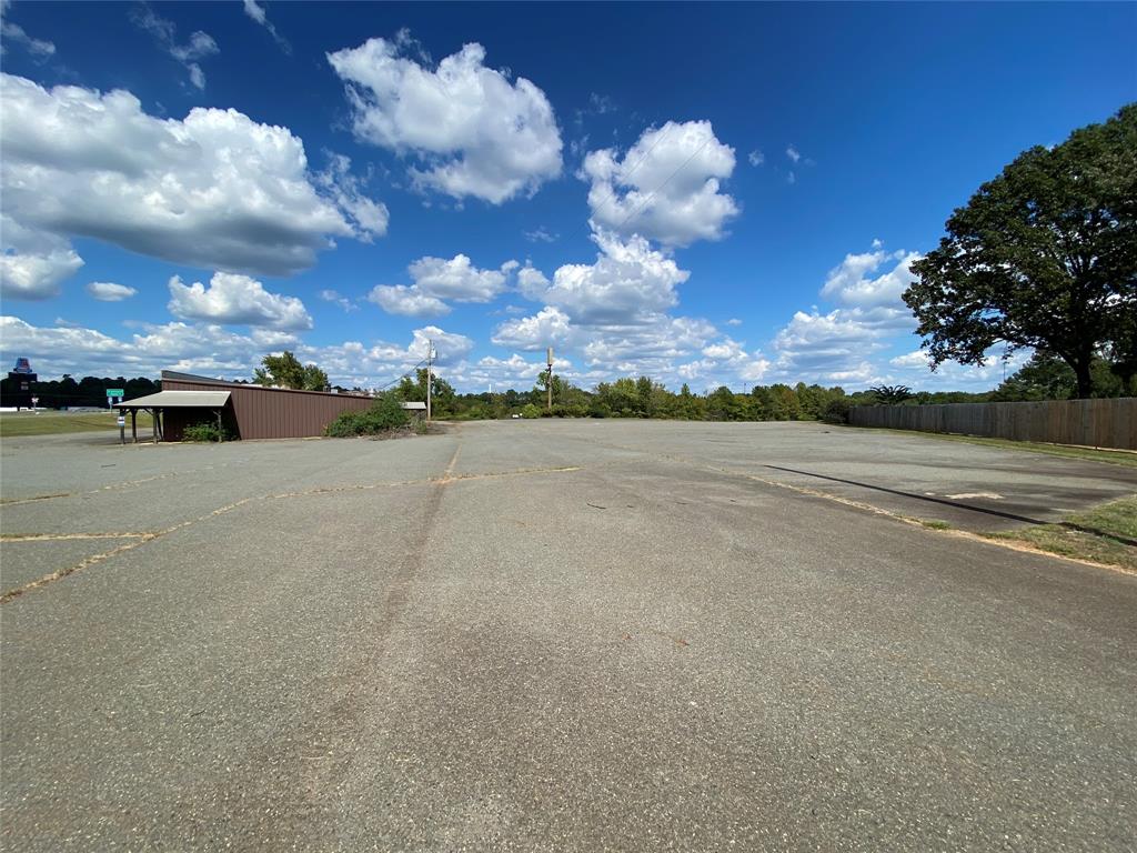 2099 Highway 532 Property Photo 10