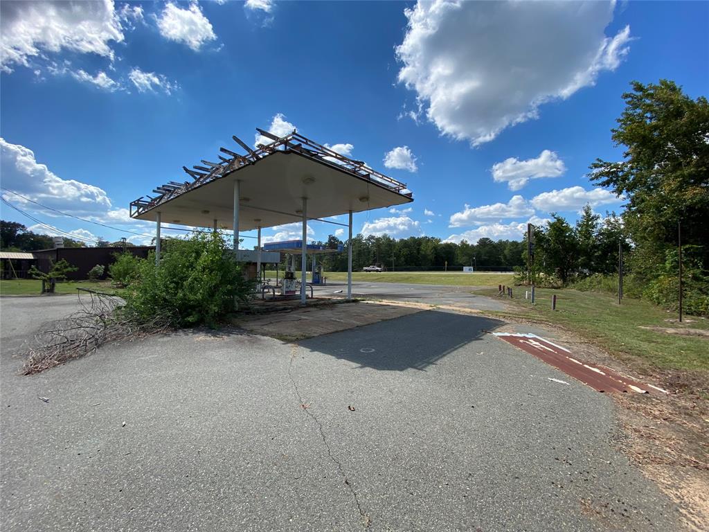 2099 Highway 532 Property Photo 14