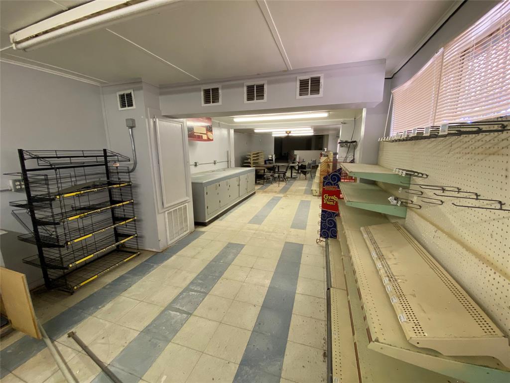 2099 Highway 532 Property Photo 18