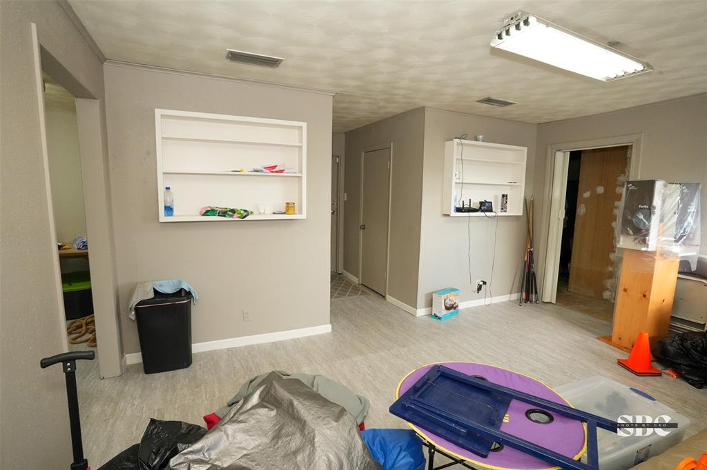 1126 N Market Street Property Photo 18