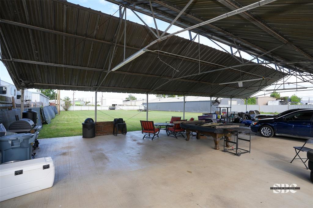 1126 N Market Street Property Photo 21