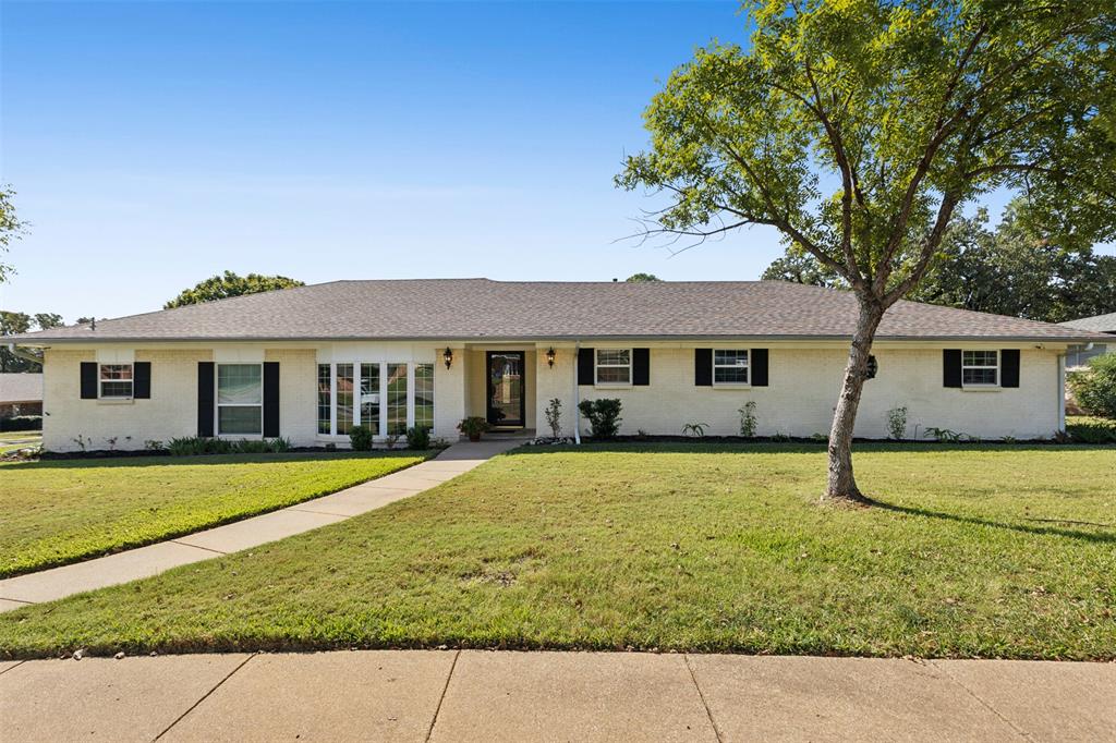1610 Newsom Court Property Photo