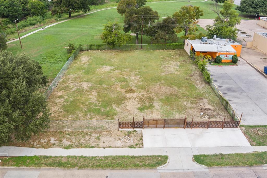 2711 Clinton Avenue Property Photo 7