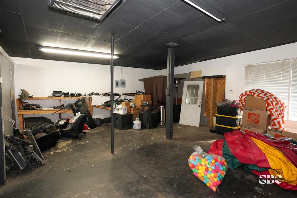 1116 N Market Street Property Photo 3