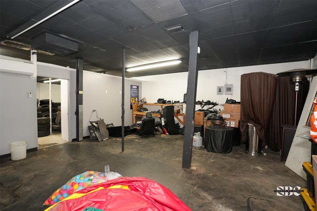 1116 N Market Street Property Photo 5