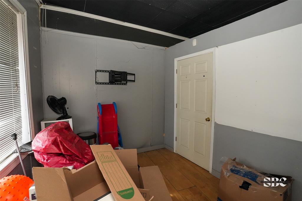 1116 N Market Street Property Photo 7