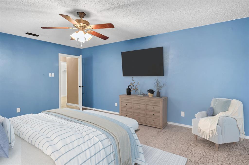 8804 Crosswind Drive Property Photo 17