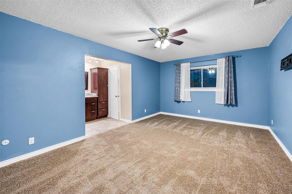 8804 Crosswind Drive Property Photo 31