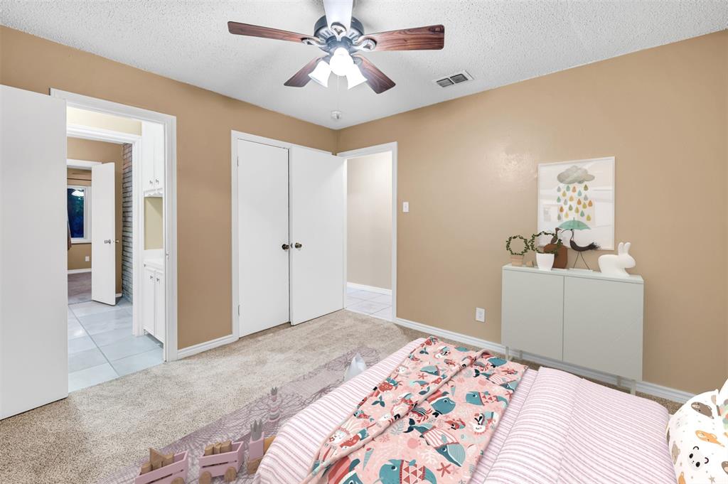 8804 Crosswind Drive Property Photo 35