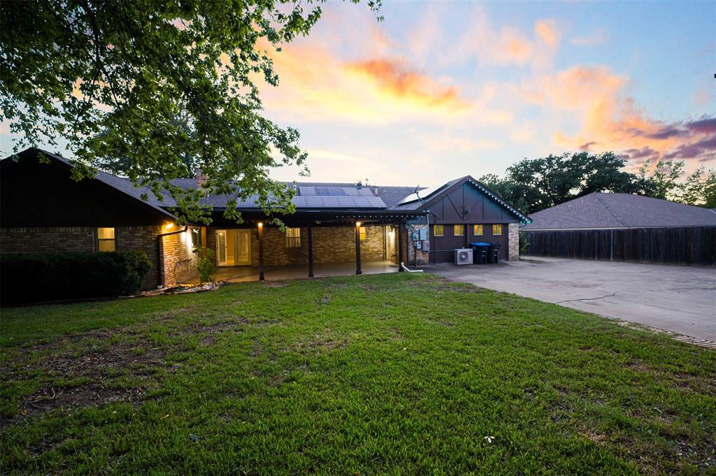 8804 Crosswind Drive Property Photo 37