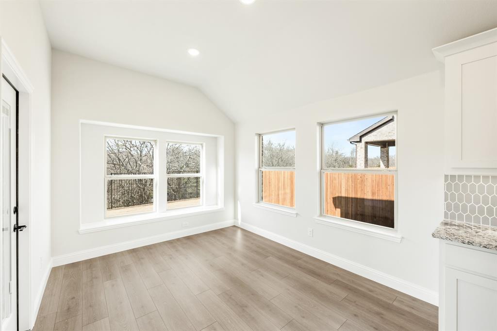 178 Creekside Drive Property Photo 17