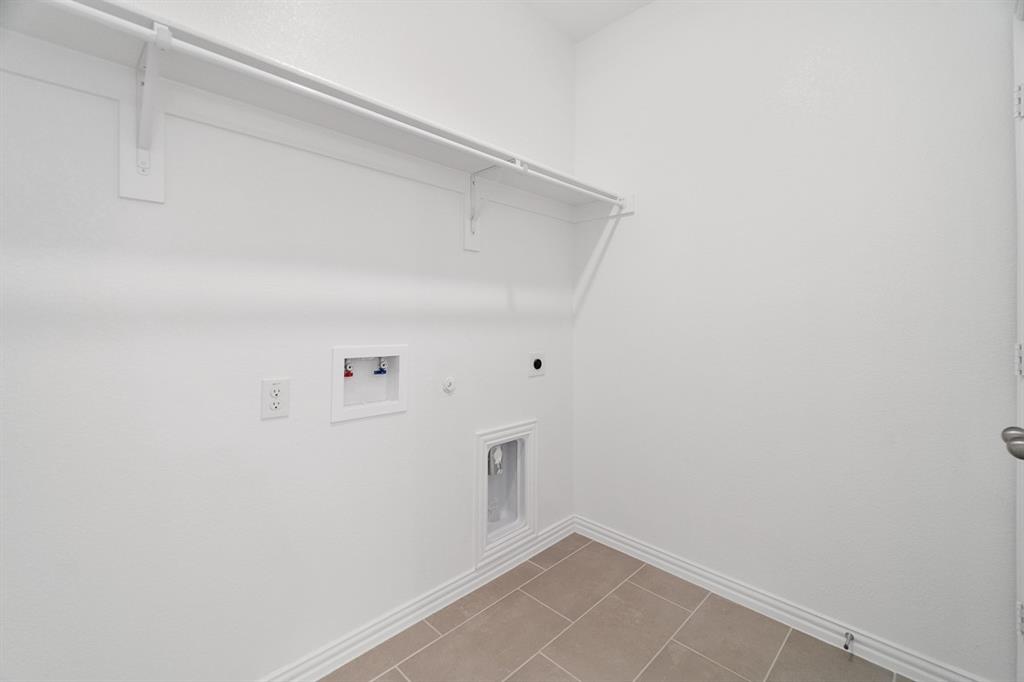 227 Freedom Trail Property Photo 8