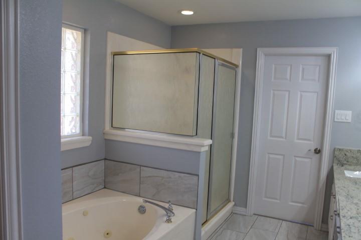3051 Plainview Road Property Photo 6