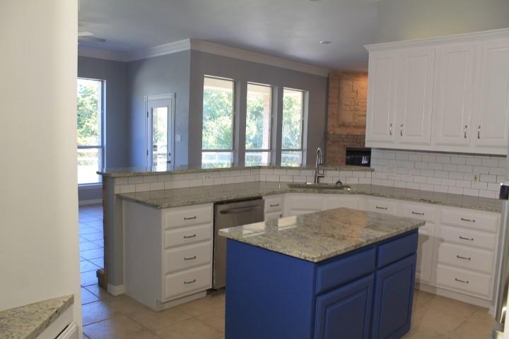 3051 Plainview Road Property Photo 9