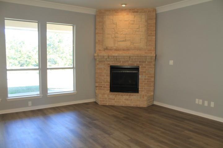 3051 Plainview Road Property Photo 10