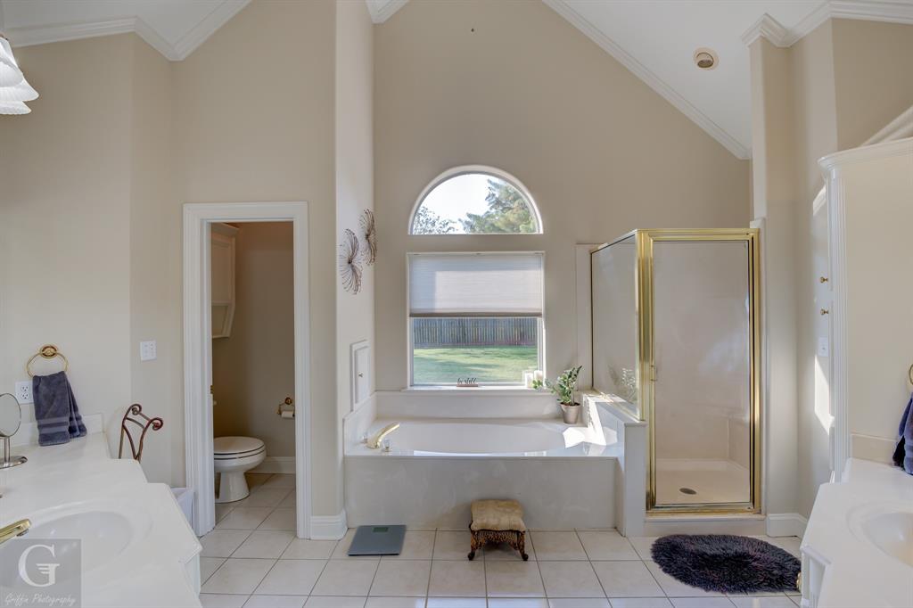 321 Hunters Hollow Property Photo 16