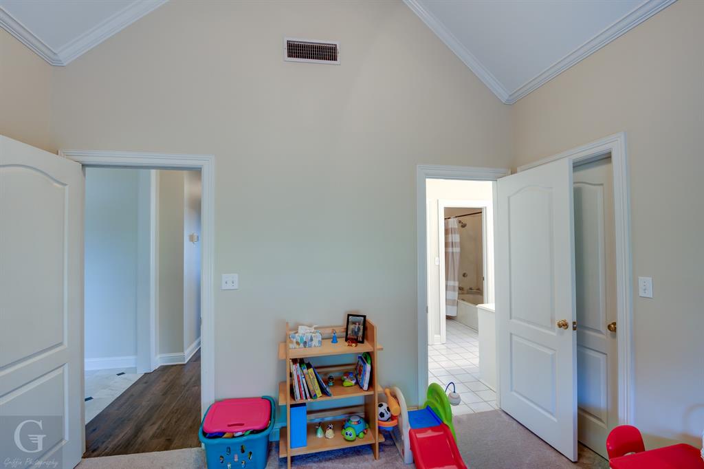 321 Hunters Hollow Property Photo 19