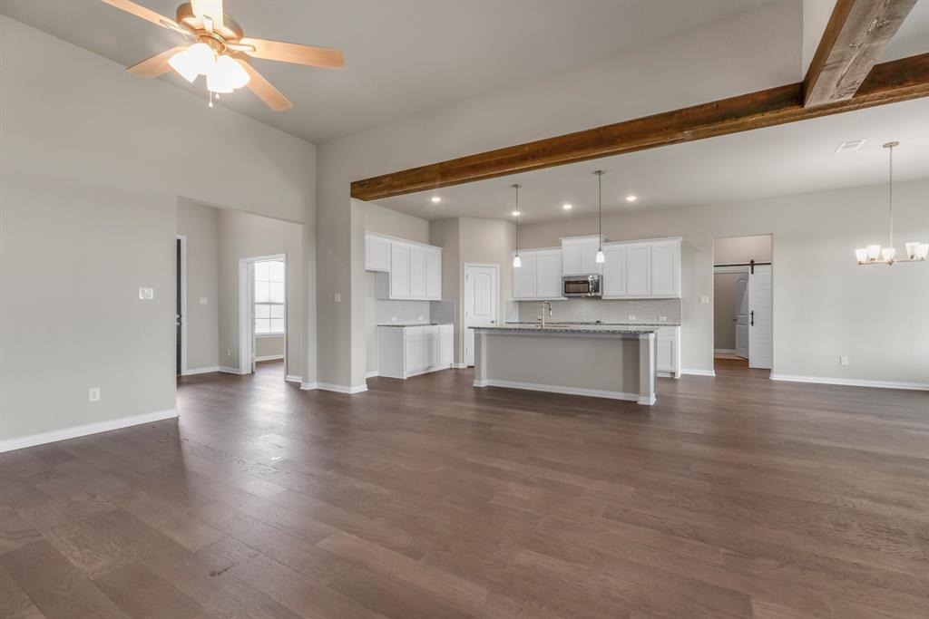 180 Roosevelt Lane Property Photo 12