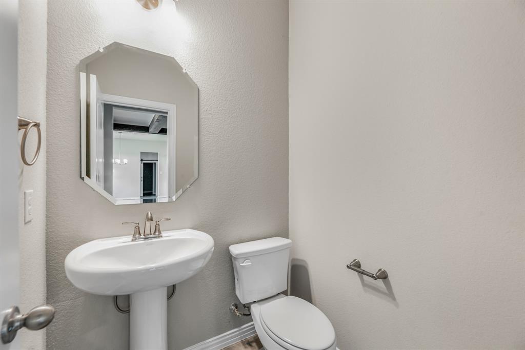 180 Roosevelt Lane Property Photo 31