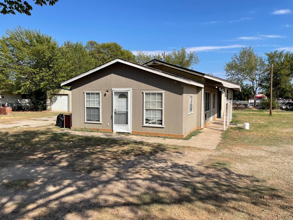 1291 E Highway 199 Highway Property Photo 1