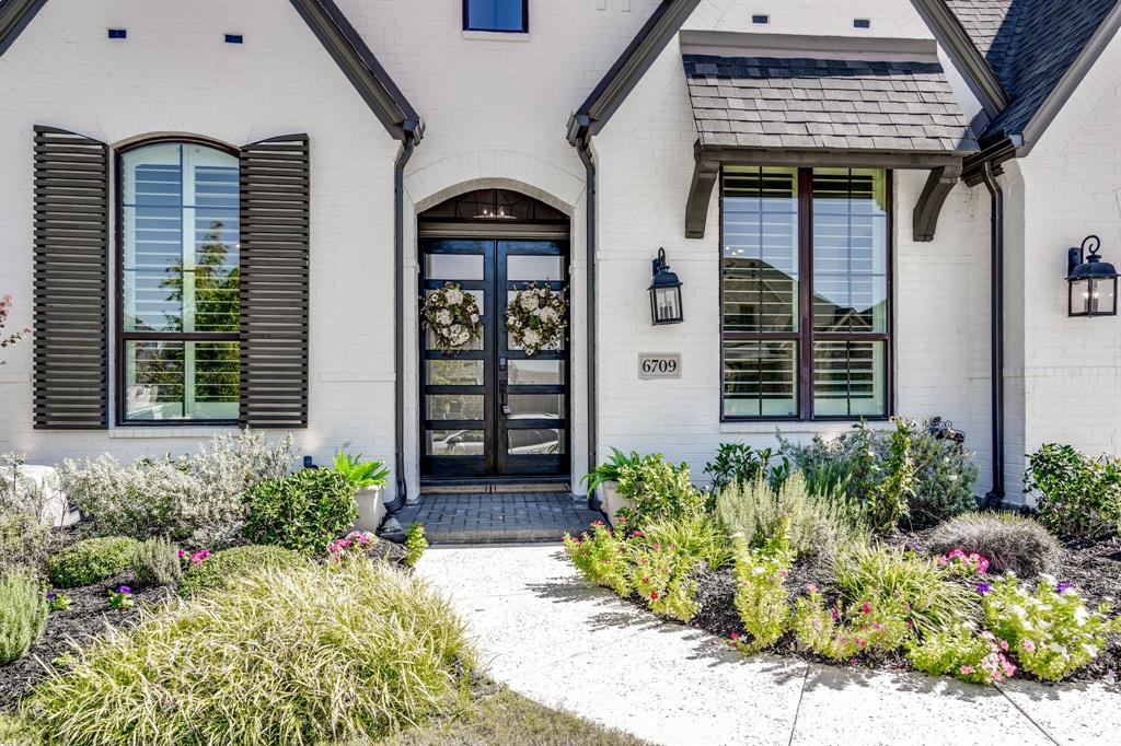 6709 Elderberry Way Property Photo 2