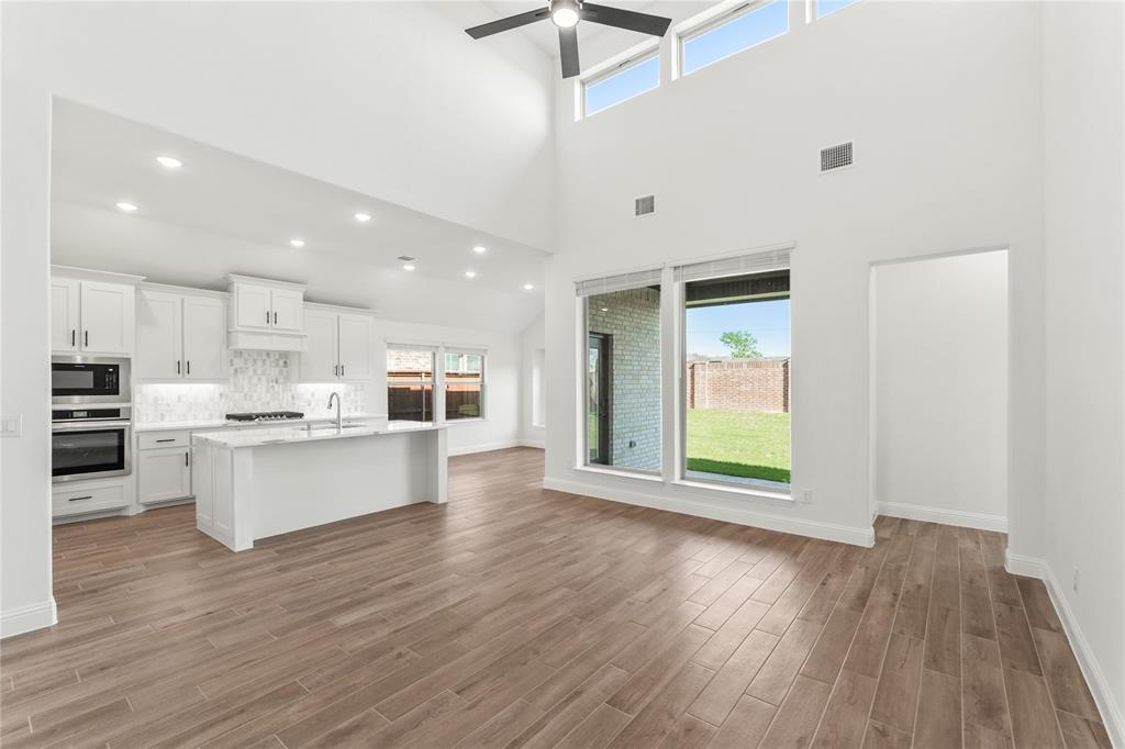 5859 Anning Way Property Photo 10