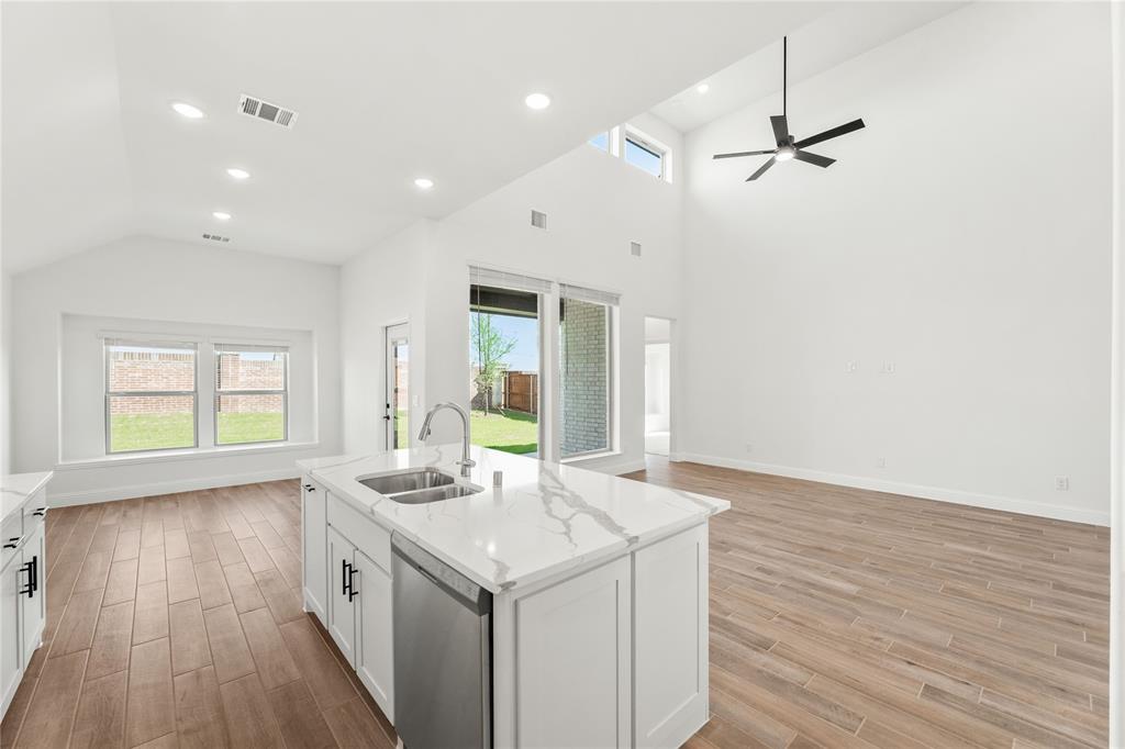 5859 Anning Way Property Photo 18