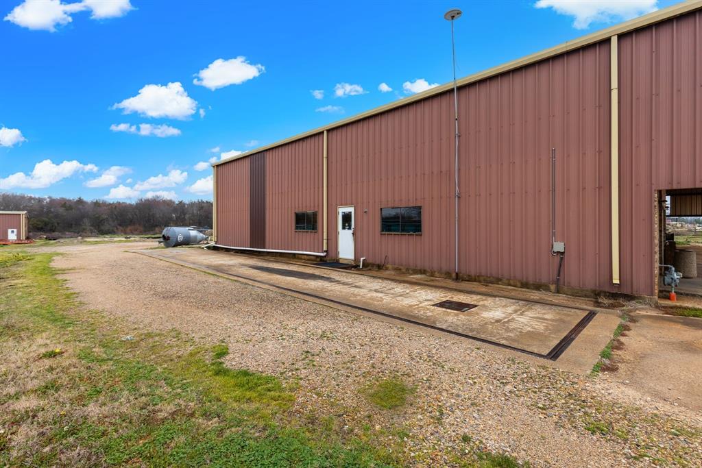 1211 E Coke Rd Road Property Photo 4
