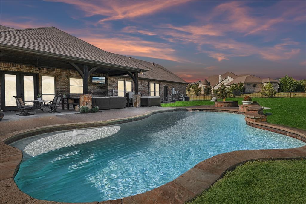 7817 Bella Flora Drive Property Photo 1