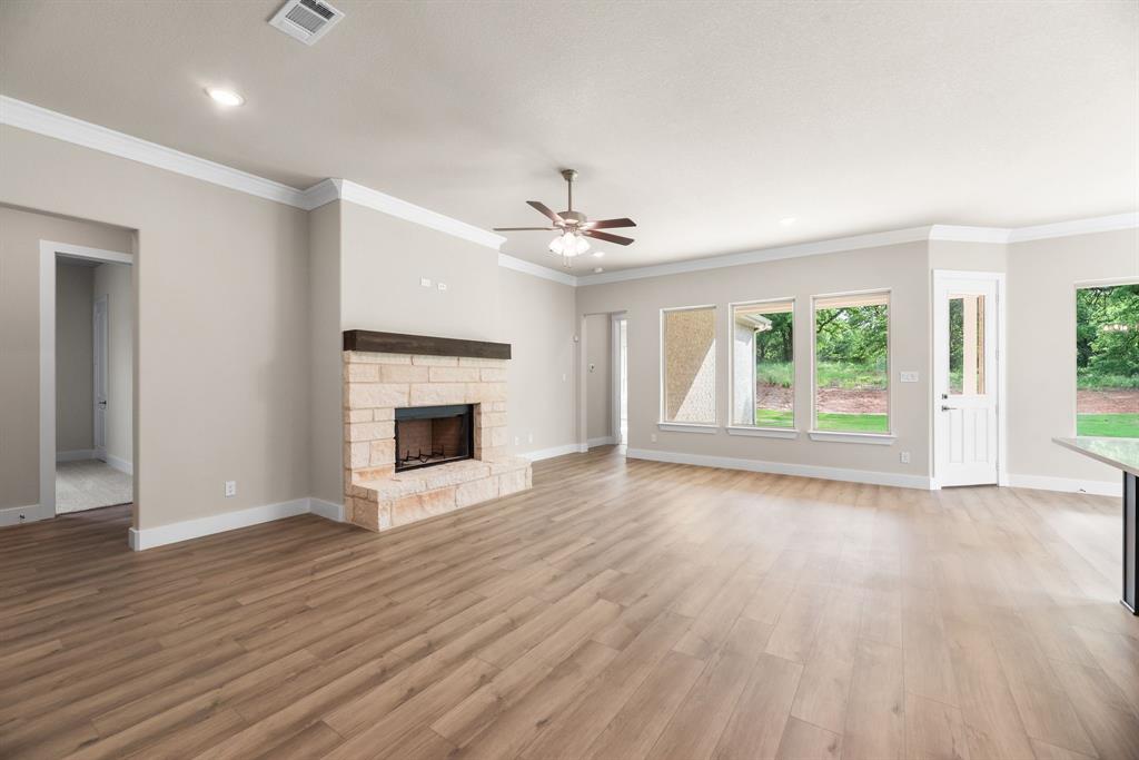 5201 Terrific Lane Property Photo 7