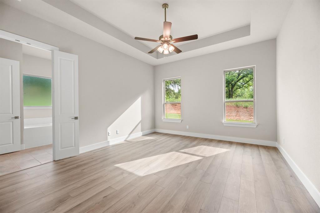 5201 Terrific Lane Property Photo 15