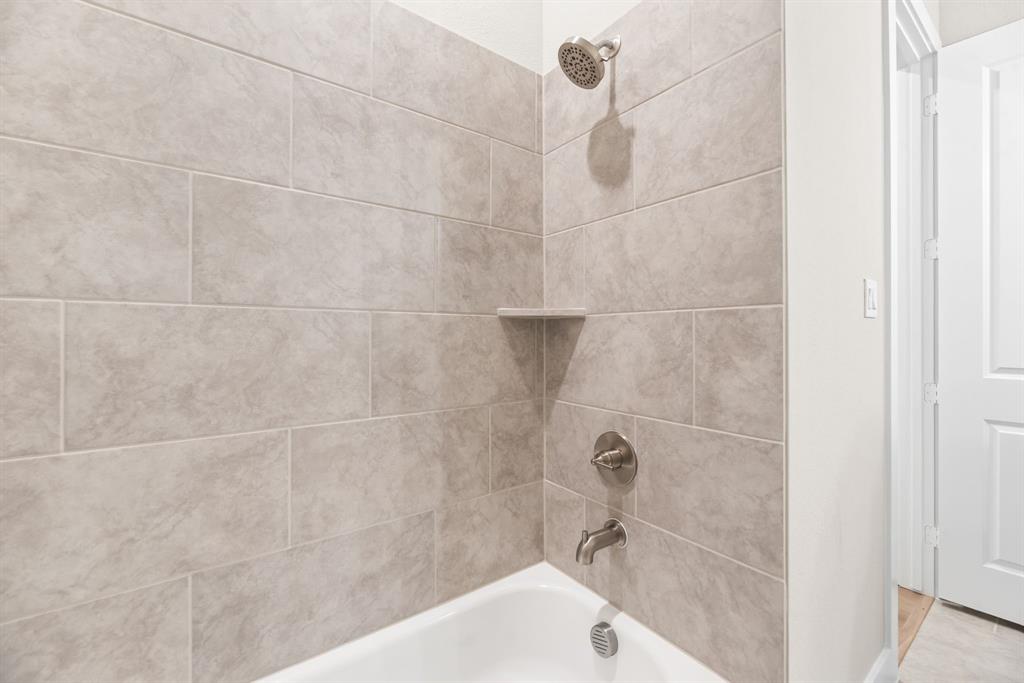 5201 Terrific Lane Property Photo 32