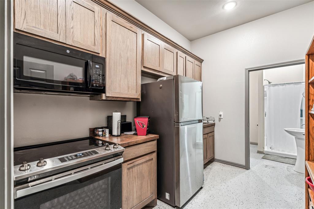100 E Harrell Street Property Photo 12