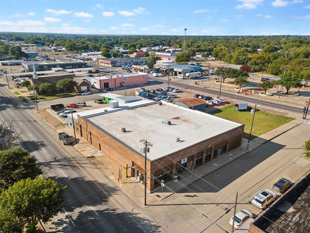 100 E Harrell Street Property Photo 14