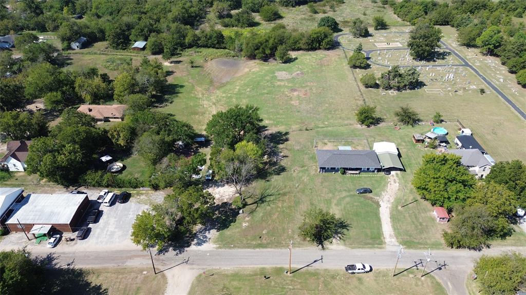 197 Gladys Street Property Photo 4