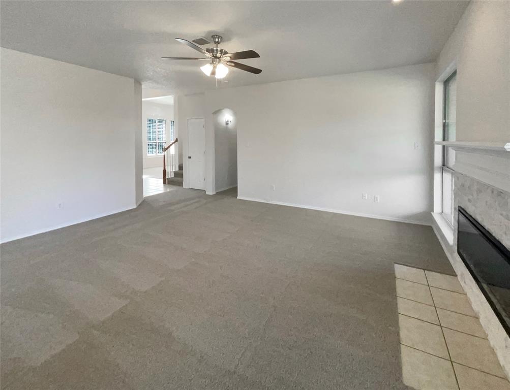 3420 Willowcreek Drive Property Photo 4