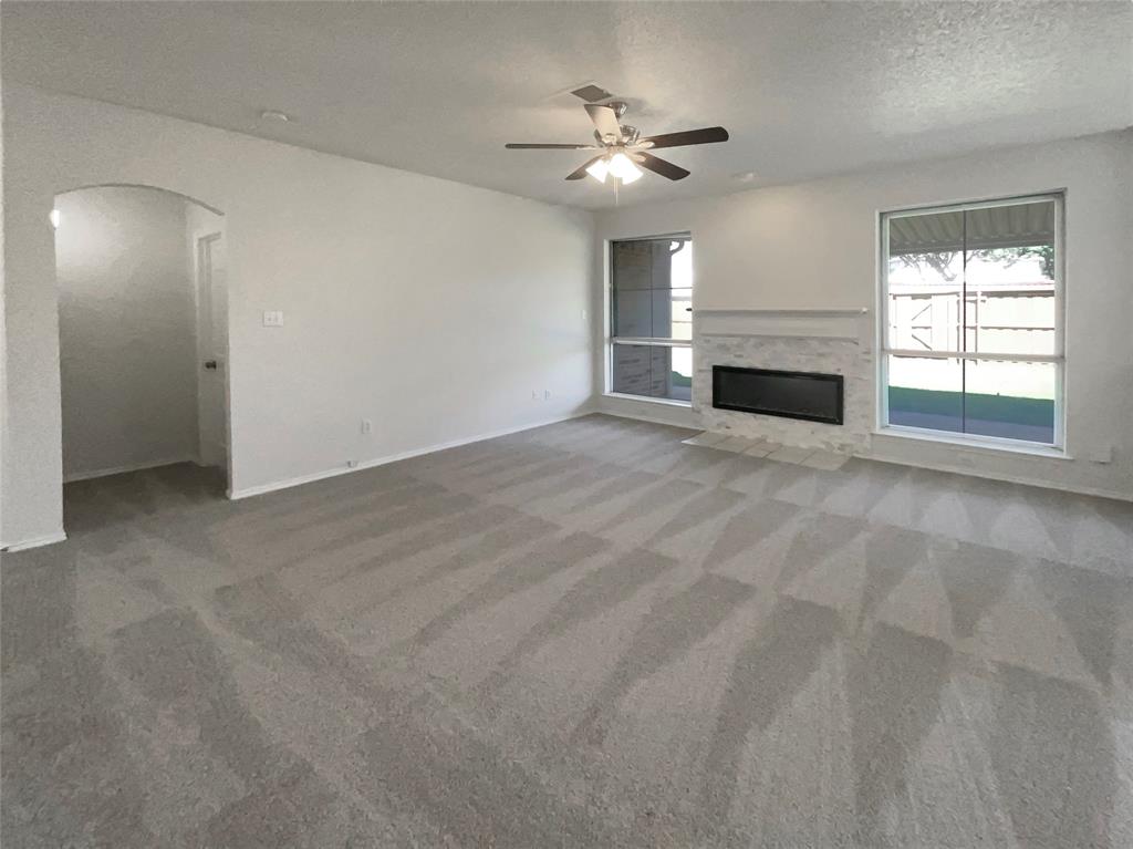 3420 Willowcreek Drive Property Photo 10