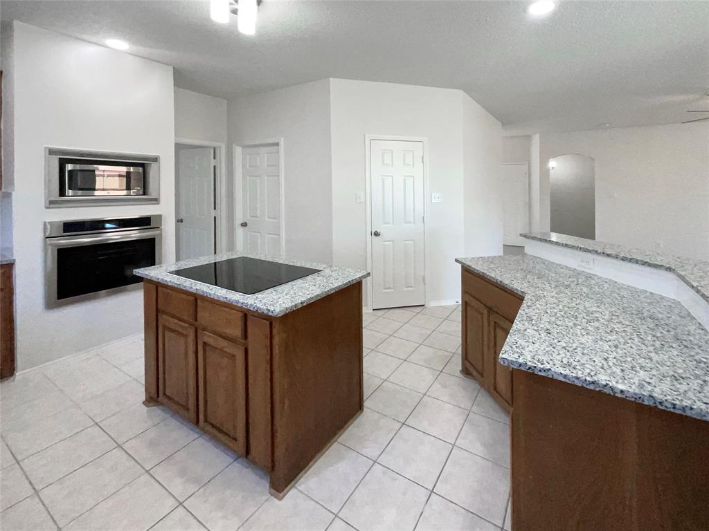 3420 Willowcreek Drive Property Photo 12